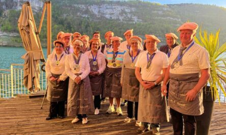 Quenelle Sauce Nantua​